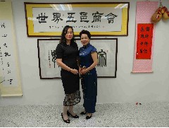 2017-05-06 歡迎英德女企業(yè)家協會會長到訪世界五邑商會